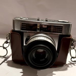 Zeiss Ikon Vintage Symbolica 35mm Camera with Tessar Lens f2.8 Germany with Case